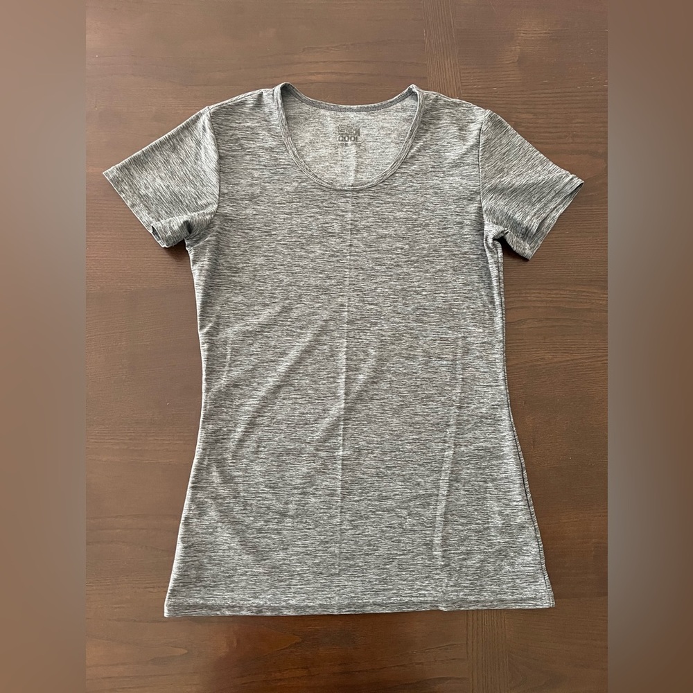 Sports top